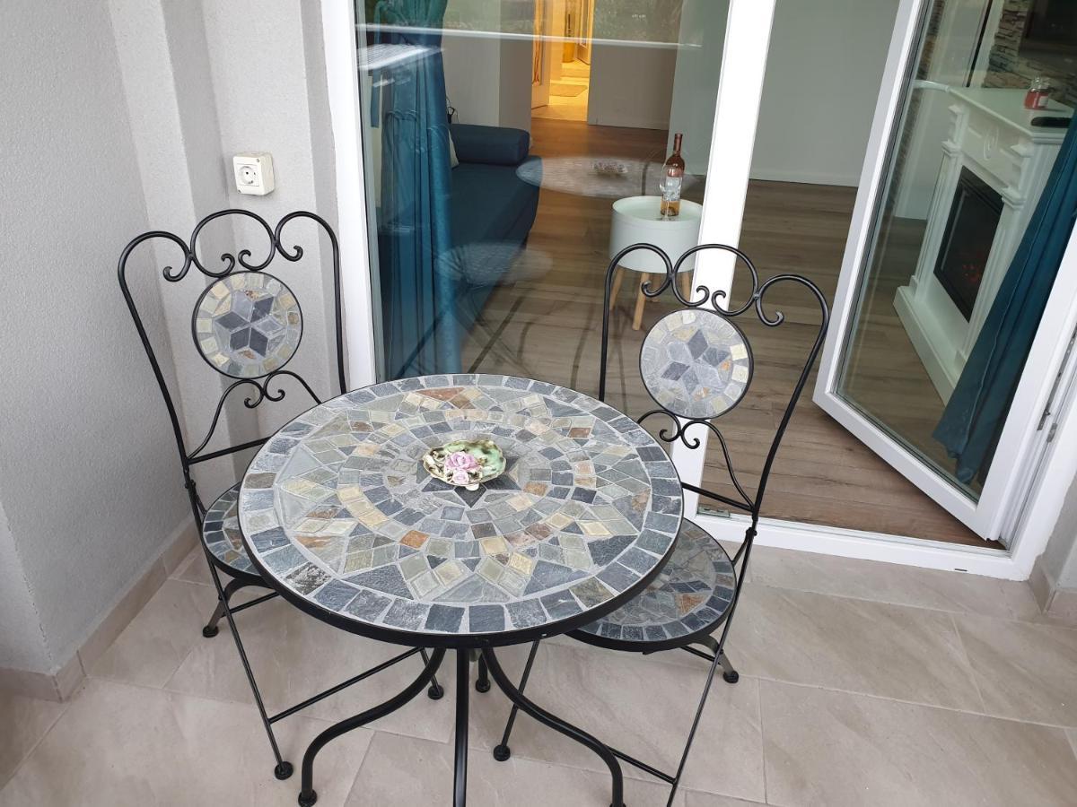 Iosia Apartment 203 Oradea Exterior foto
