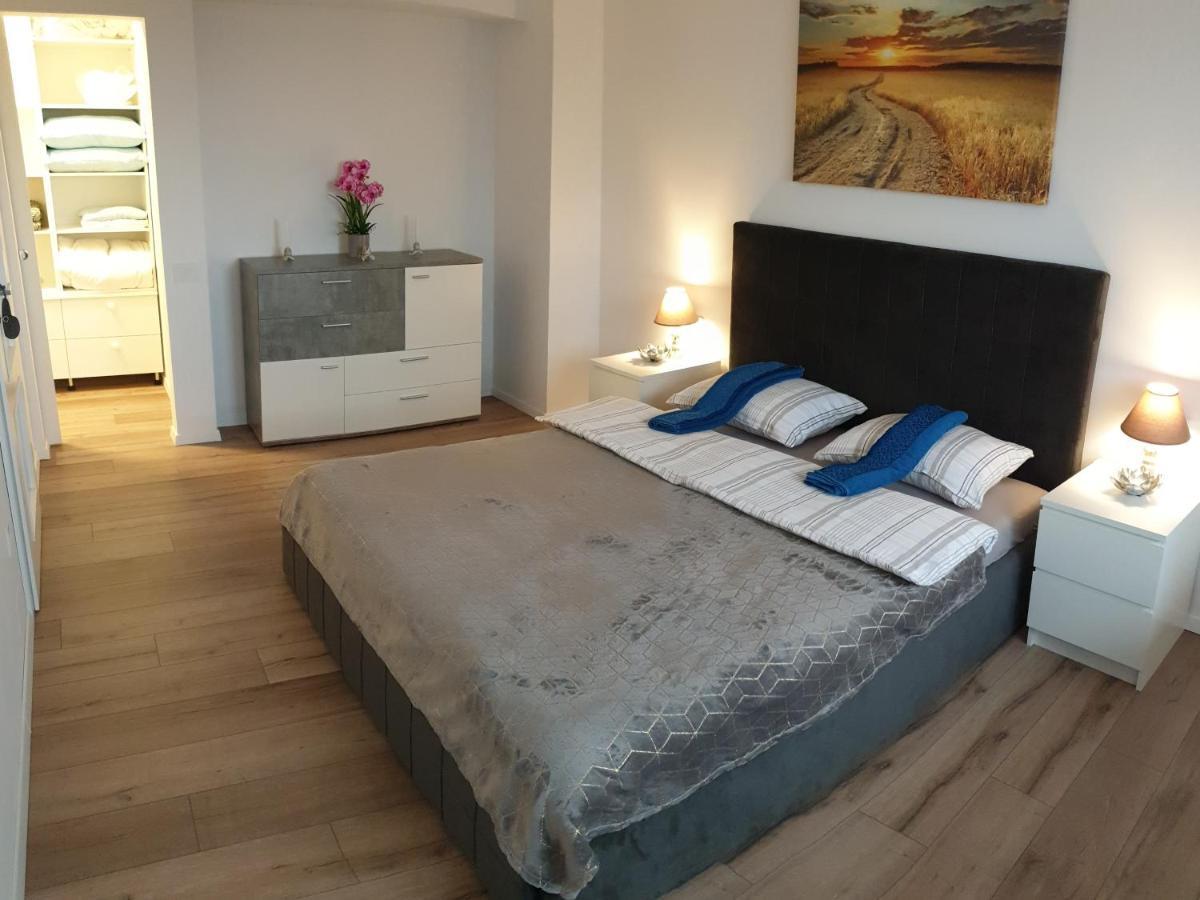 Iosia Apartment 203 Oradea Exterior foto